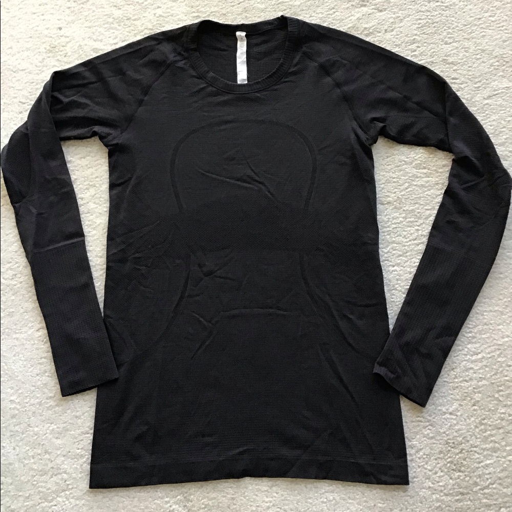 Lululemon Swiftly top!